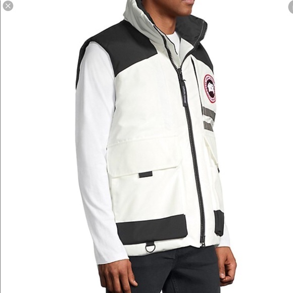 Canada Goose Duncan Down Vest - Picture 2 of 13